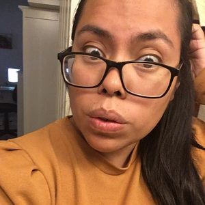 Meet your Posher, Veronica